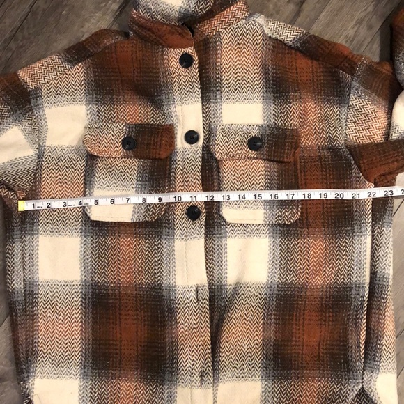 Herringbone Weave Jacket - Picture 9 of 9